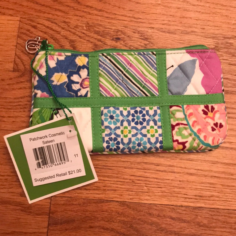 NWT Vera Bradley Patchwork sateen cosmetics case